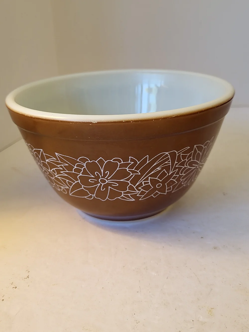 Vintage Pyrex Brown Woodland #401 Mixing Bowl 1979-83 1.5pt